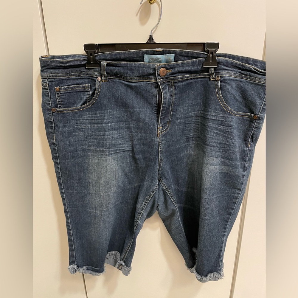 Perfect for Summer! Bermudas!!